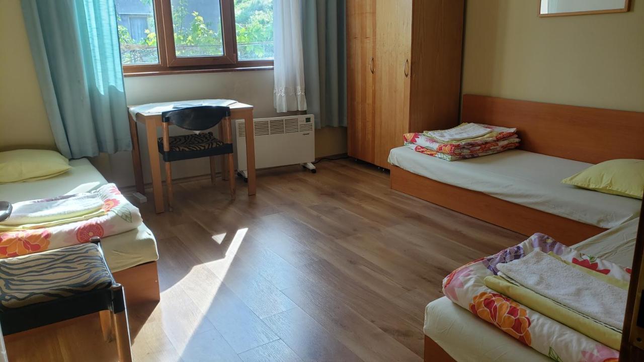 Mihaela Lake Retreat Yuvalar Exterior foto